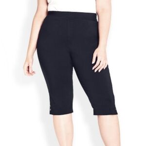 Avenue Luxe Stretch Gracie Eyelet Capri Pants Size 16 Black NWT